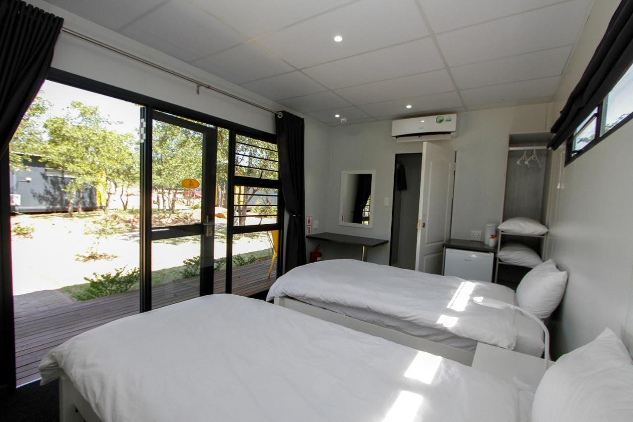 SleepOver Beitbridge Musina Buitenkant foto